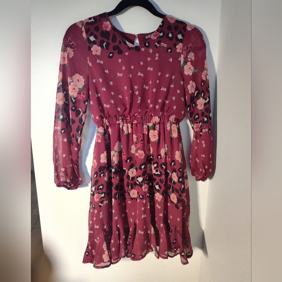 Beautiful flowy flower dress (Girls XL) #251 - Picture 1 of 5
